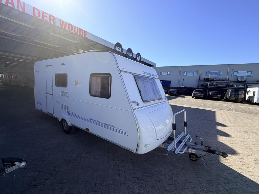 Caravelair Antares 490 TK 6 Pers. Lichtgewicht, Standaardzit, Dwarsbed, Bedrijf, 750 - 1000 kg