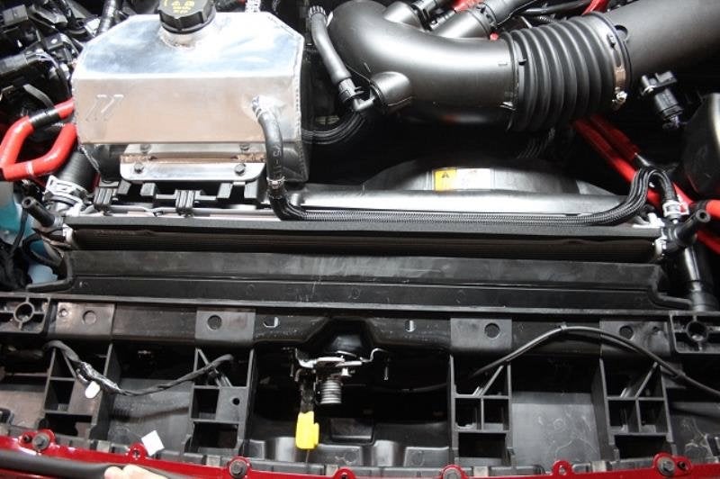 Mishimoto performance radiator - Ford Mustang GT 5.0L V8 15+, Ophalen of Verzenden