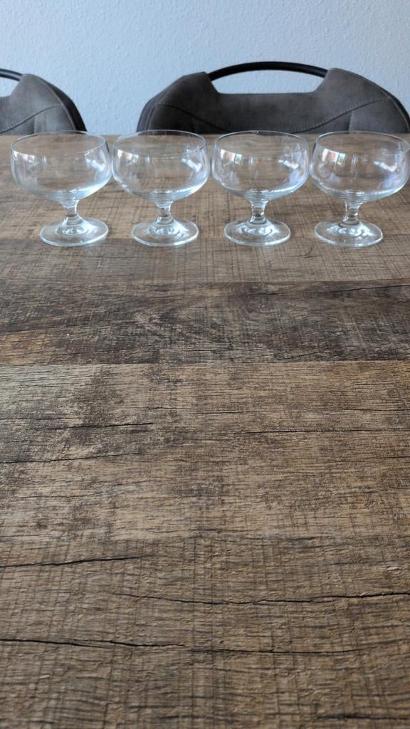 Set van 4 ijscoupes of likeurglazen, Huis en Inrichting, Glas of Glazen, Ophalen of Verzenden, Effen, Glas