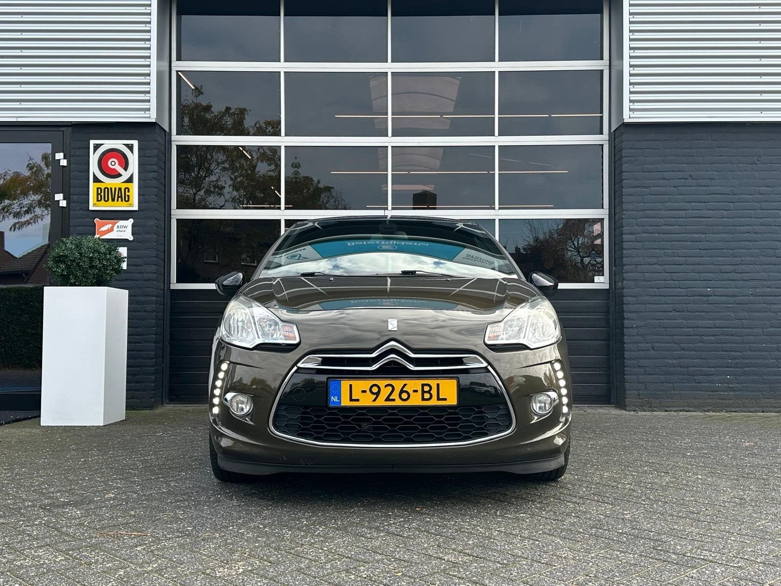 Citroën DS3 1.2 VTi Business, Airco, Bluetooth, Stoelverwar, Auto's, Voorwielaandrijving, Gebruikt, 1199 cc, Bruin