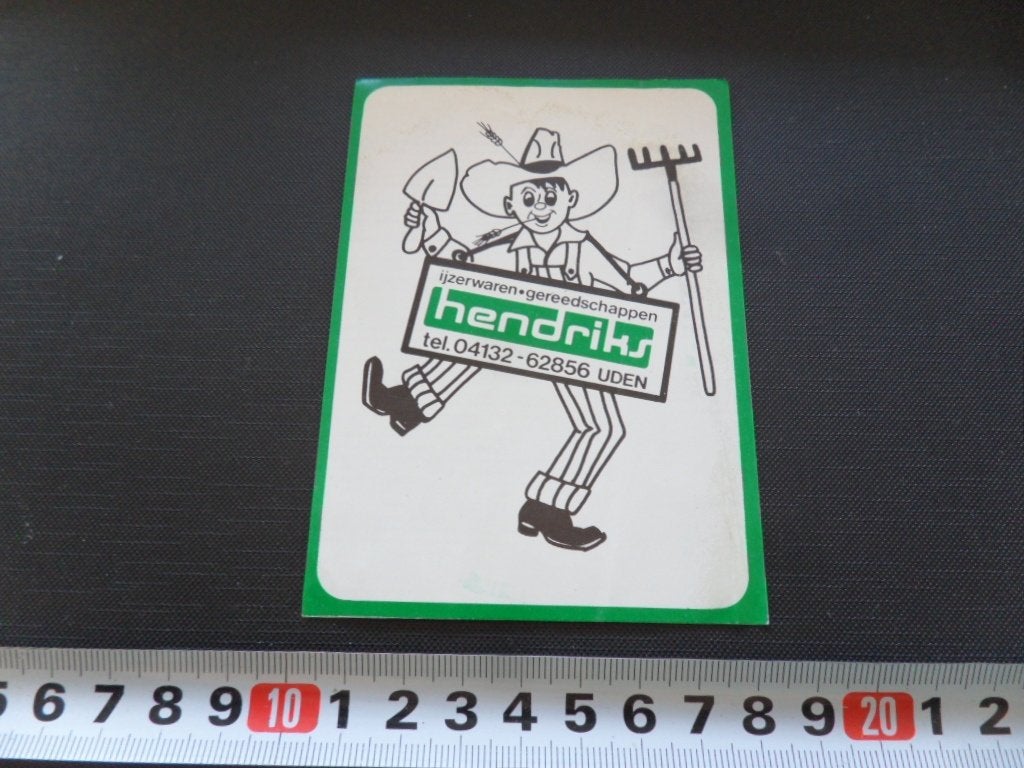 sticker uden HENDRIKS ijzerwaren gereedschappen strip boer, Verzamelen, Stickers, Ophalen of Verzenden, Zo goed als nieuw