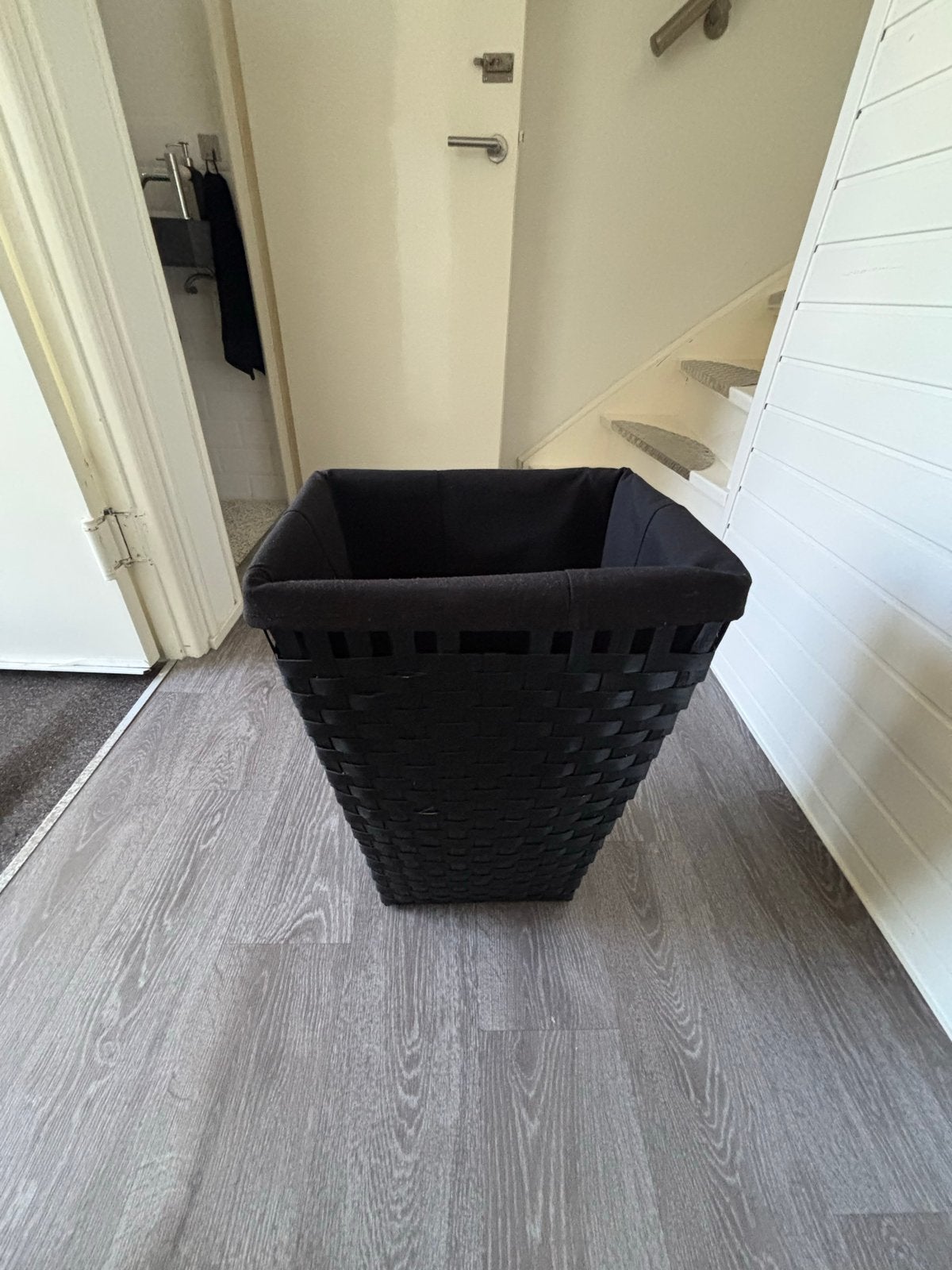 Zwarte wasmand/opbergmand / Laundry basket, Ophalen, Kunststof, Modern, Gebruikt