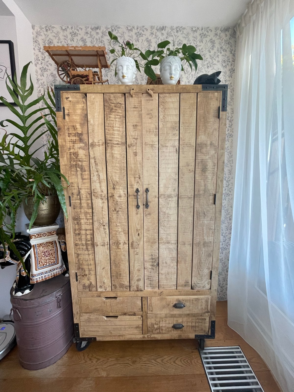 Houten wijnkast, Huis en Inrichting, Kasten | Buffetkasten, Ophalen, Gebruikt, 50 tot 100 cm, Met lade(s)