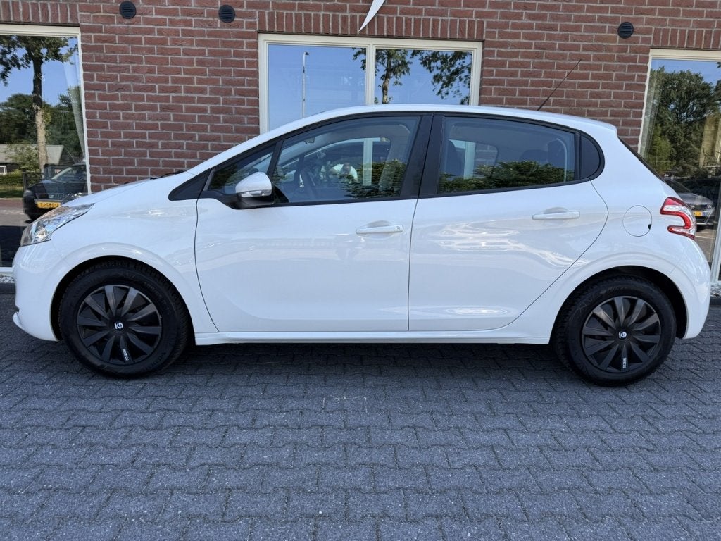 Peugeot 208 1.2 82 PK NIEUWE APK / CLIMA / CRUISE / ARMSTEUN, 21 km/l, Euro 5, Stof, Gebruikt