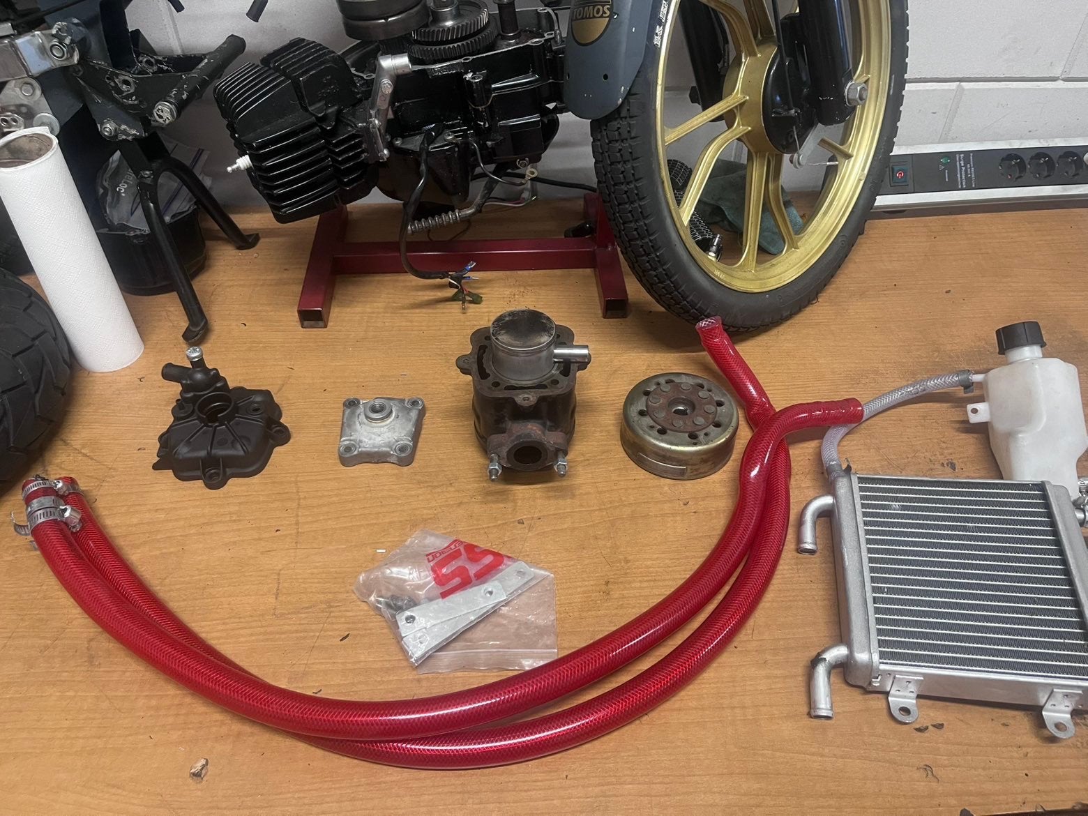 150CC Hexagon Cilinderset, Aerox Rad, Vliegwiel, Piaggio, Piaggio, Ophalen of Verzenden, Zo goed als nieuw