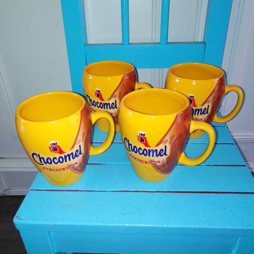 Chocomel mokken met chocoladevlek 4 stuks, Ophalen, Glas of Glazen, Gebruikt, Overige stijlen