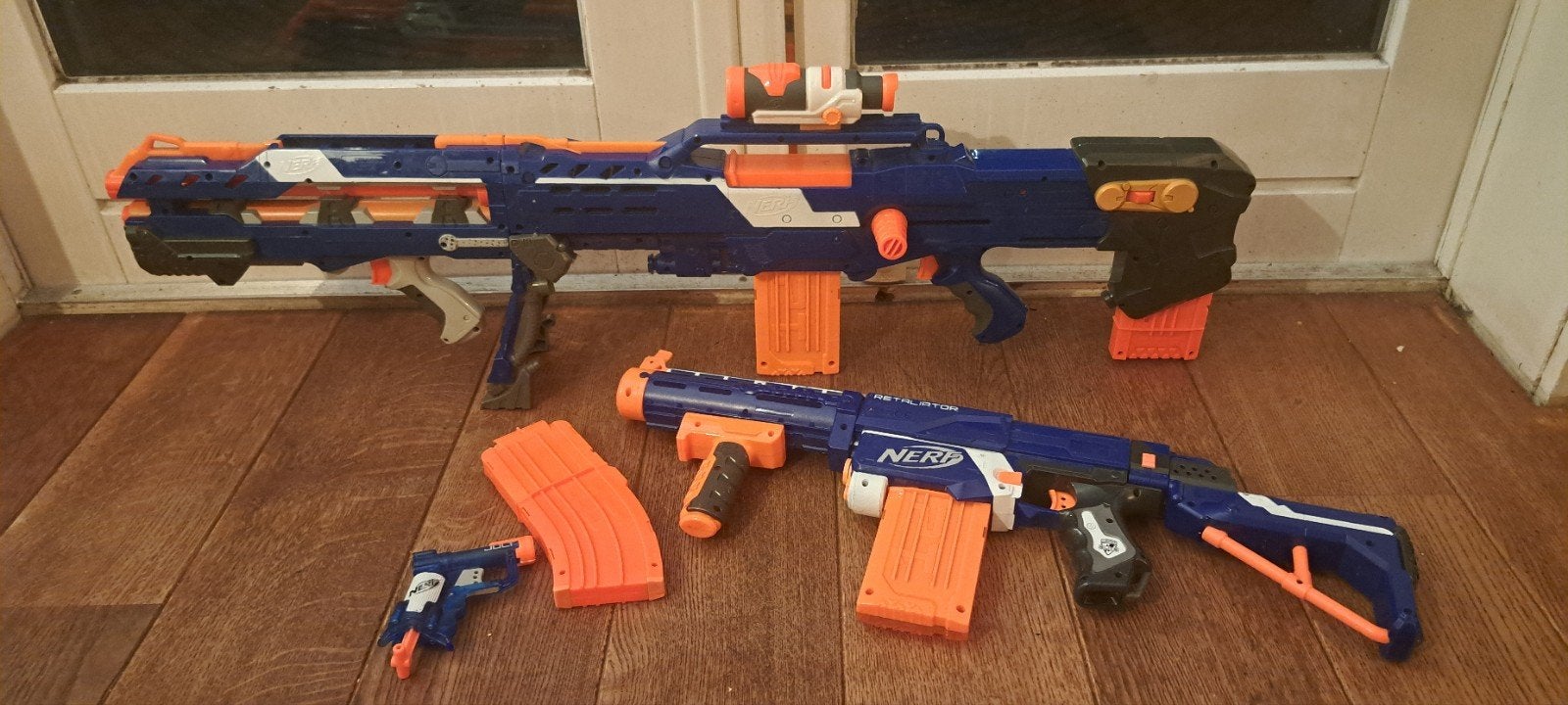Grote Nerf Blaster Set - Inclusief 3 Blasters en Magazijnen, Ophalen, Gebruikt, Jongen of Meisje
