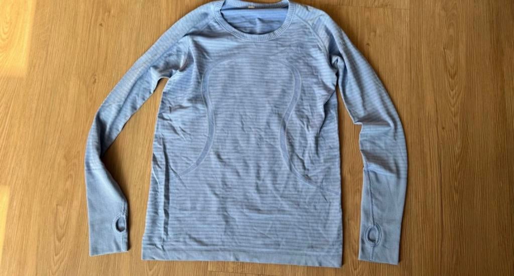 Lululemon sportshirt / long sleeve – maat L – lichtblauw, Ophalen of Verzenden, Zo goed als nieuw