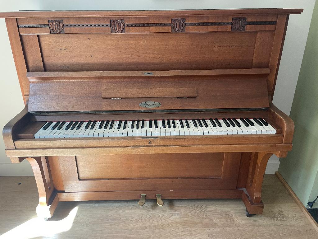 Piano, Muziek en Instrumenten, Ophalen, Gebruikt, Bruin, Piano
