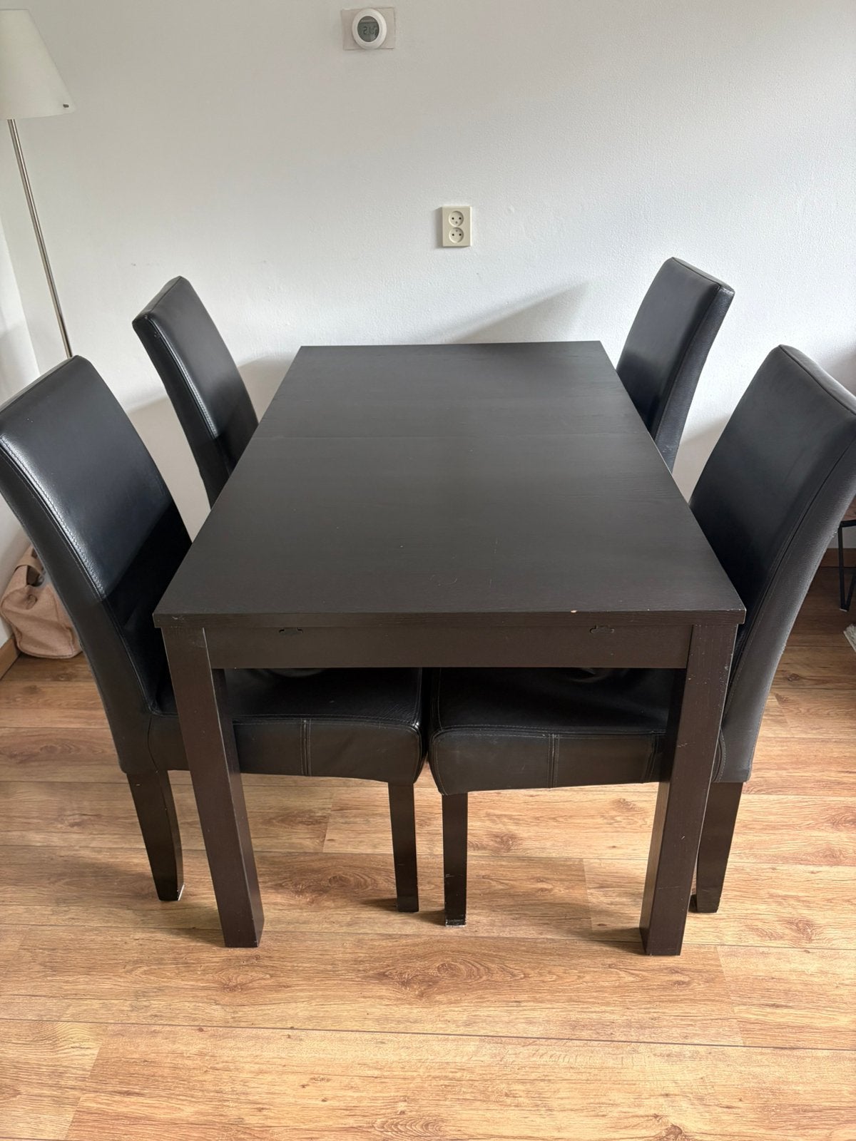 Gratis af te halen, tafel met 4 stoelen, Ophalen, Gebruikt, 4 tot 6 stoelen