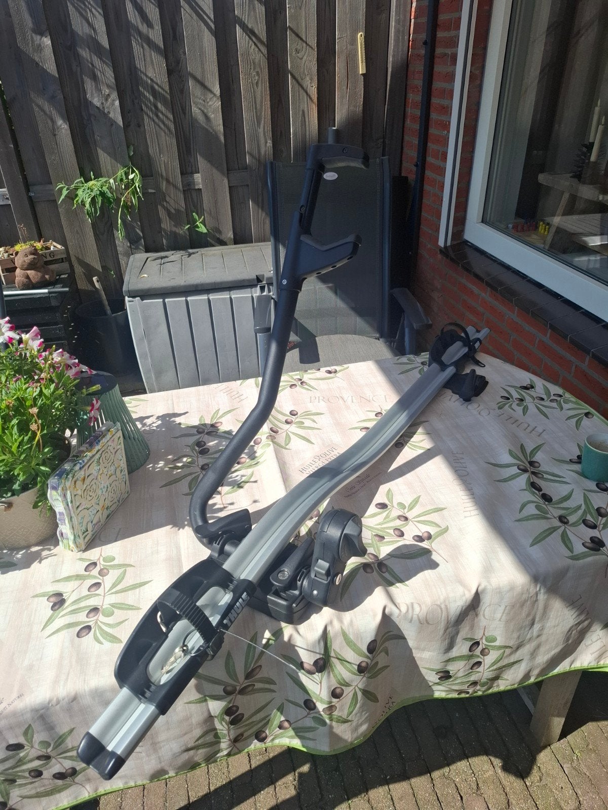 Thule ProRide 591 Fietsdrager, Ophalen