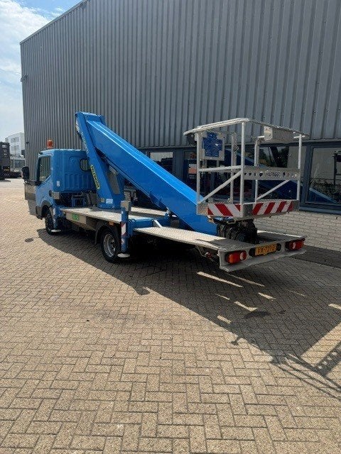 autohoogwerker palfinger P 260 B, Ophalen
