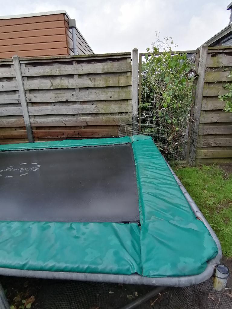 Trampoline, Ophalen, Gebruikt