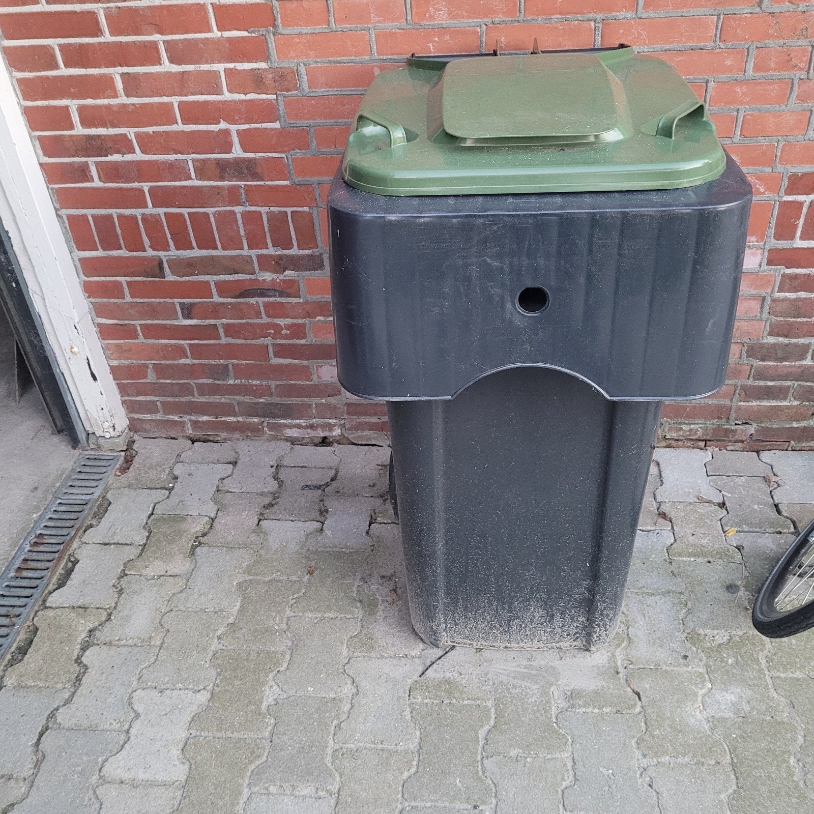 Nieuwe container (moet schoongemaakt worden), Ophalen, Kunststof, Nieuw, 40 liter of meer