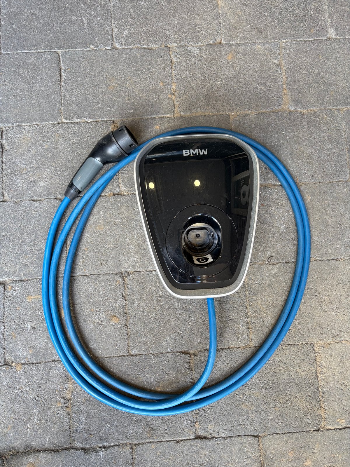 BMW Wallbox 22 kW met vaste type 2 laadkabel en paal, Ophalen, Gebruikt, Laadpaal