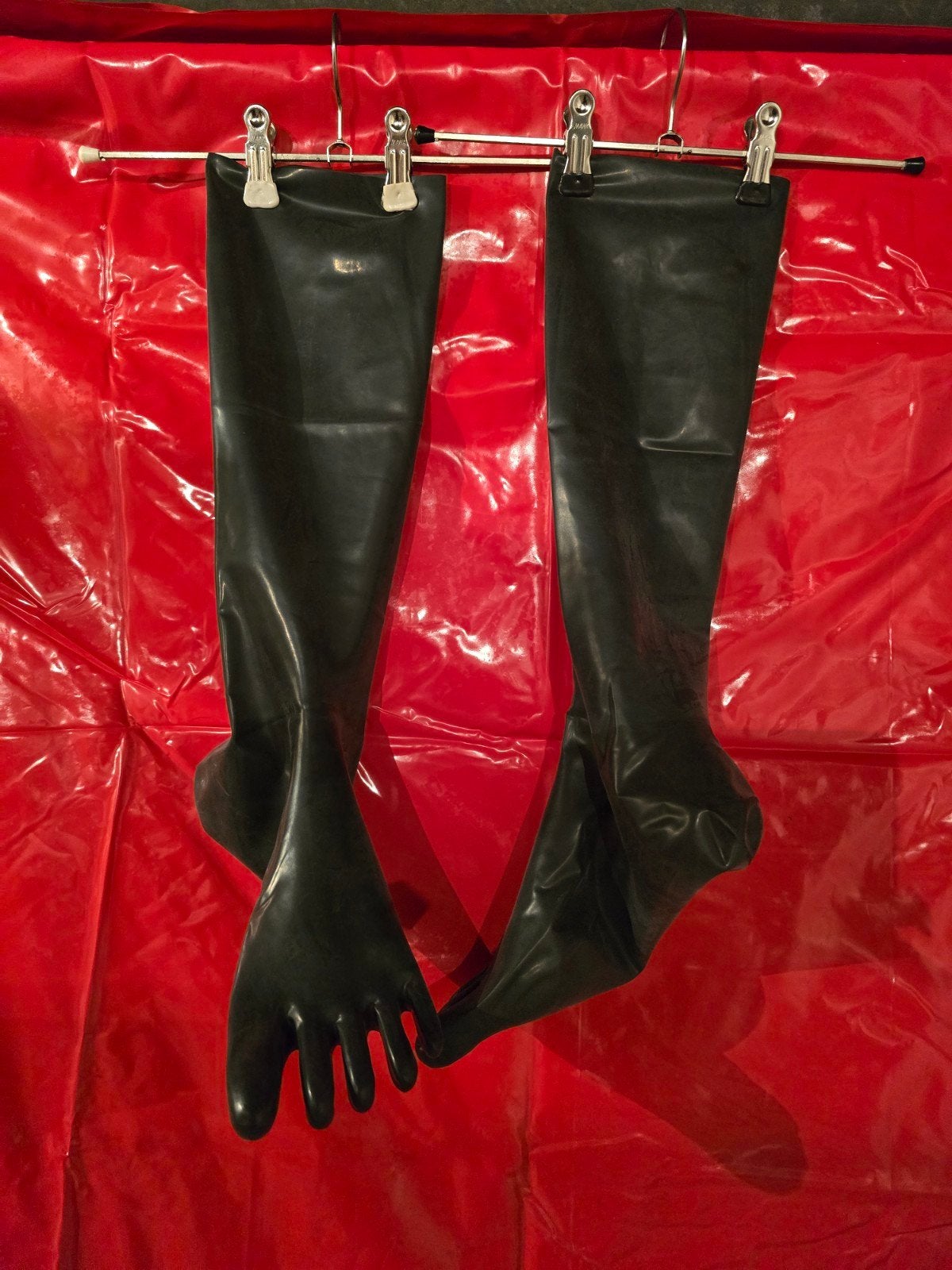 Zwarte latex kouse met teen-details - voetlengte 26 cm, Ophalen of Verzenden, Nieuw, Zwart