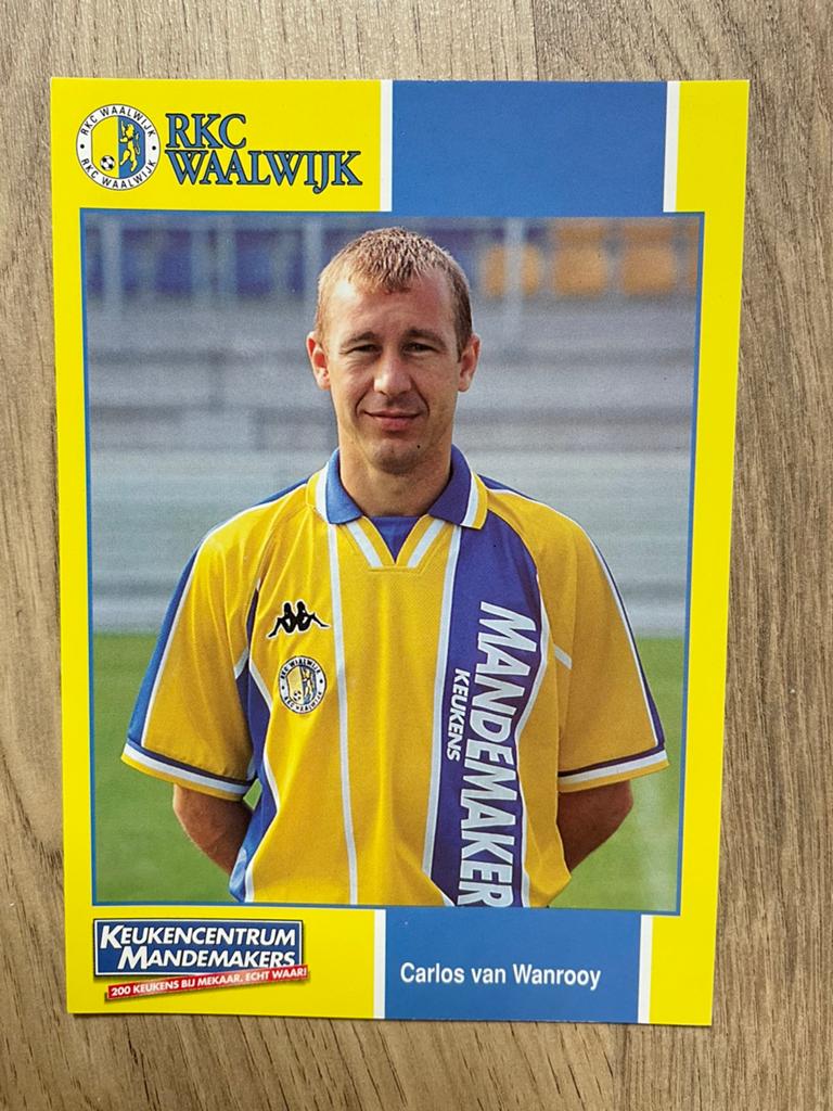 Fotokaart Carlos van Wanrooy (RKC , Vitesse , NEC)., Verzamelen, Sportartikelen en Voetbal, Ophalen of Verzenden, Nieuw, Spelerskaart