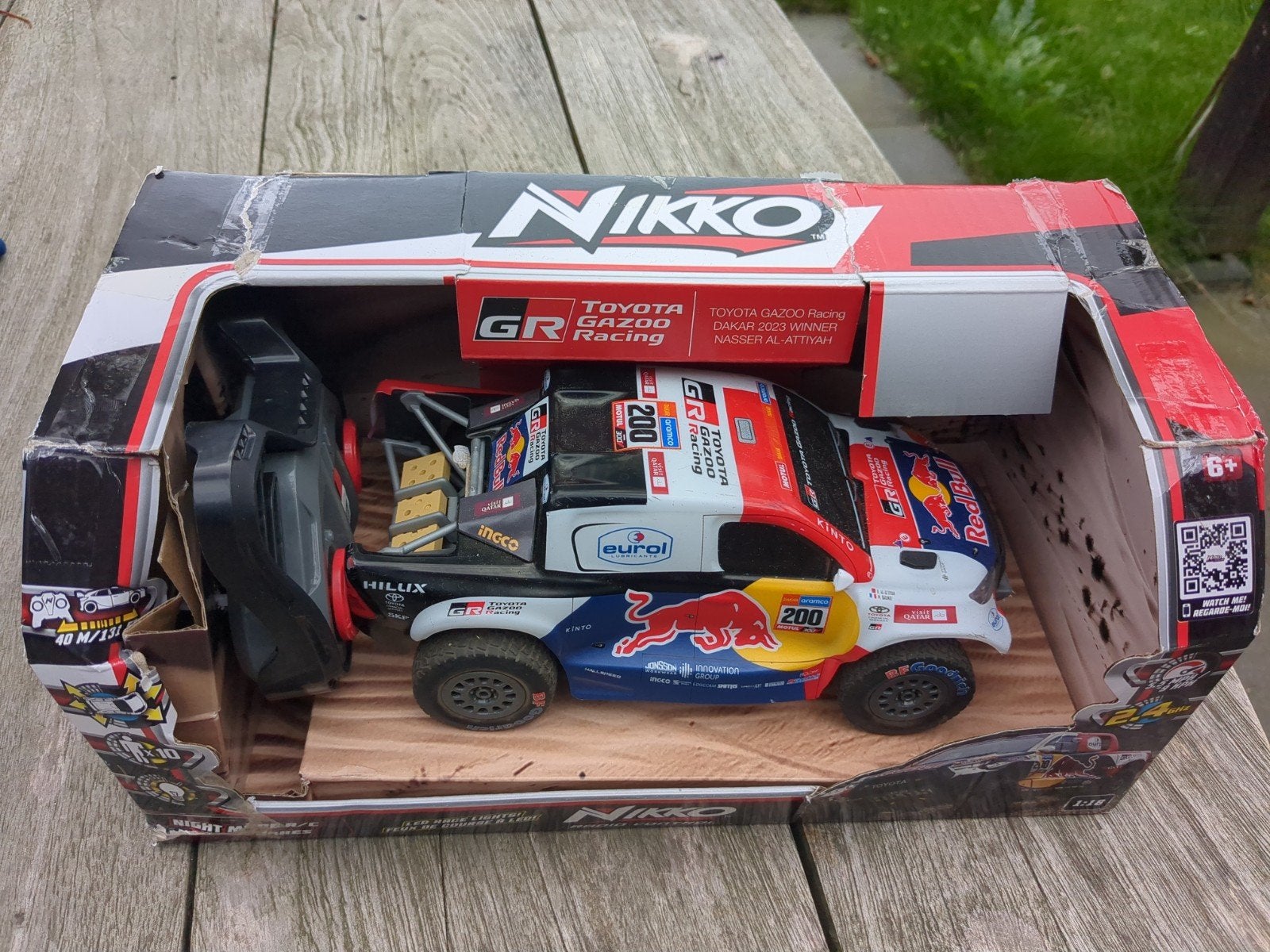 Nikko RC Toyota Hilux Dakar 2023 - Zo goed als nieuw, Hobby en Vrije tijd, Elektro, Auto offroad, Ophalen of Verzenden, Zo goed als nieuw