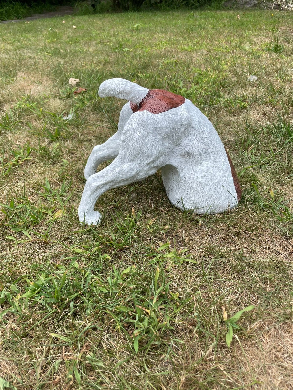 Jack Russell gravende hond beeld tuin terras huisdier kunst, Tuin en Terras, Tuinbeelden, Ophalen of Verzenden, Nieuw, Kunststof