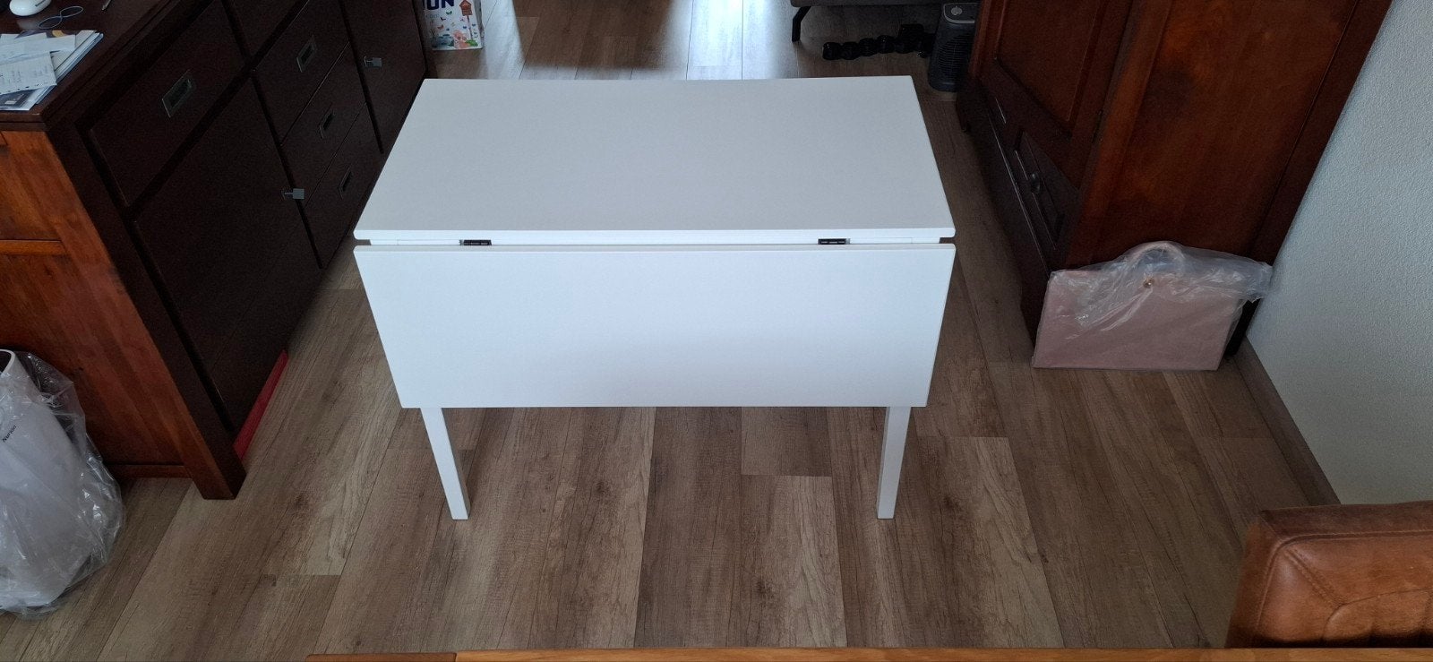Foto 4 van Kleine eettafel / Bureau