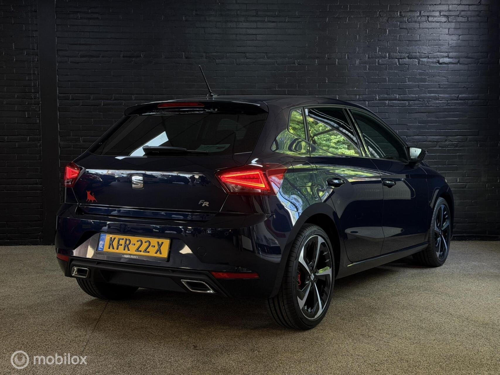 Seat Ibiza 1.0 EcoTSI FR 110pk * 6-bak * Virtual * Carplay *, Auto's, Voorwielaandrijving, Gebruikt, Blauw, Ibiza