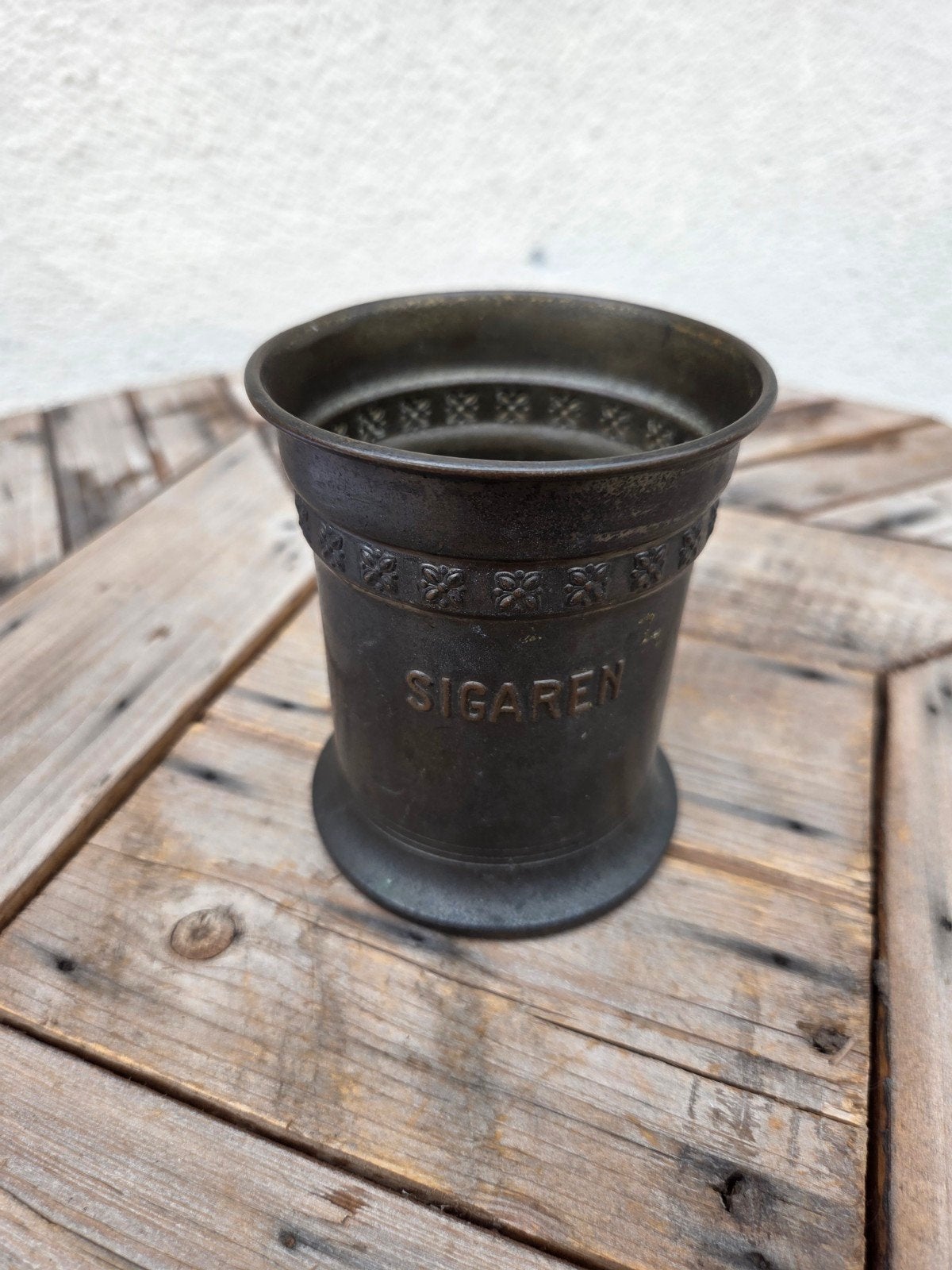 Antieke tinnen sigarenbeker - Daalderop, Antiek en Kunst, Antiek | Tin, Ophalen of Verzenden
