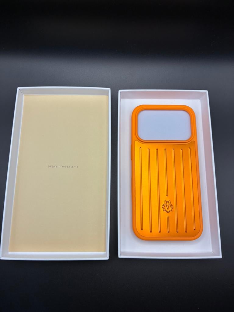 Rimowa oranje IPhone 17 pro, Telecommunicatie, Mobiele telefoons | Apple iPhone, Ophalen of Verzenden, Zo goed als nieuw, 64 GB