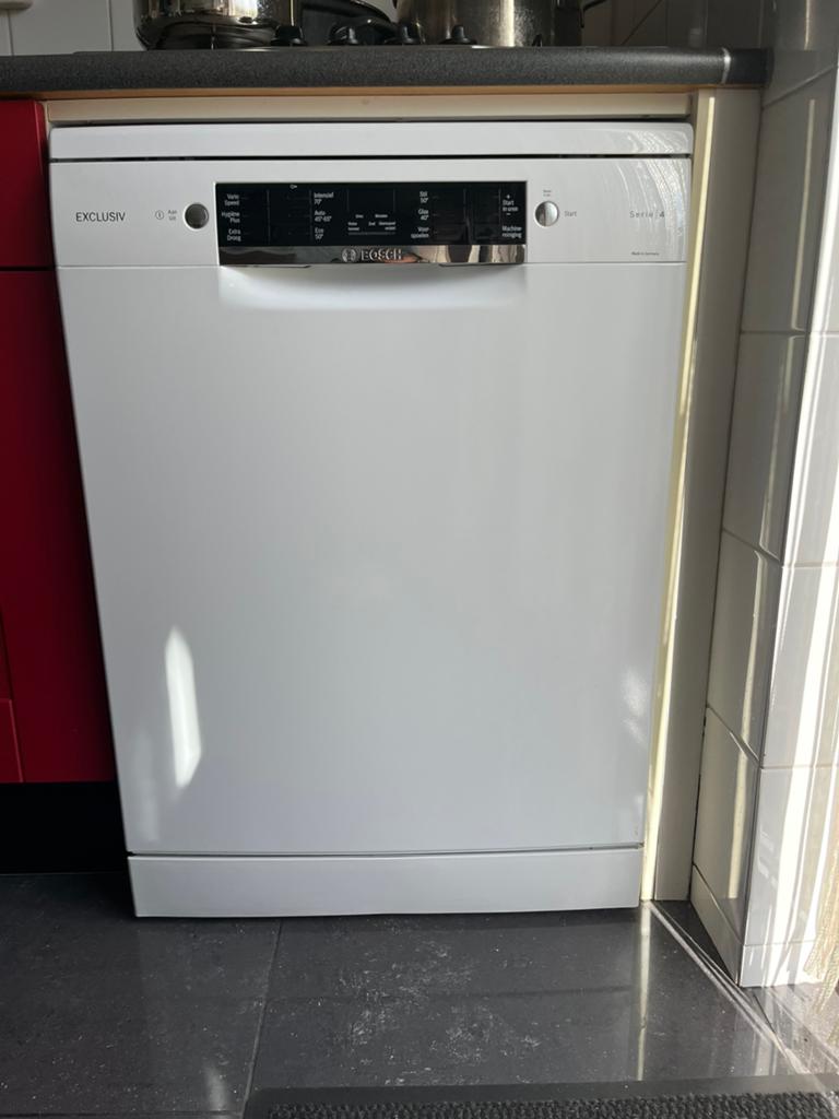 Zeer nette, vrijstaande vaatwasser van BOSCH, Ophalen of Verzenden, Zo goed als nieuw, Vrijstaand, 85 tot 90 cm