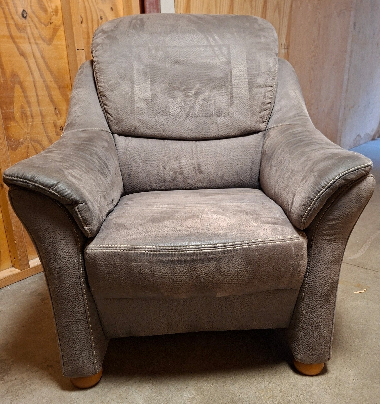 Comfortabele grijze fauteuil, Ophalen, Gebruikt, 75 tot 100 cm, Tijdloos, Comfortabel