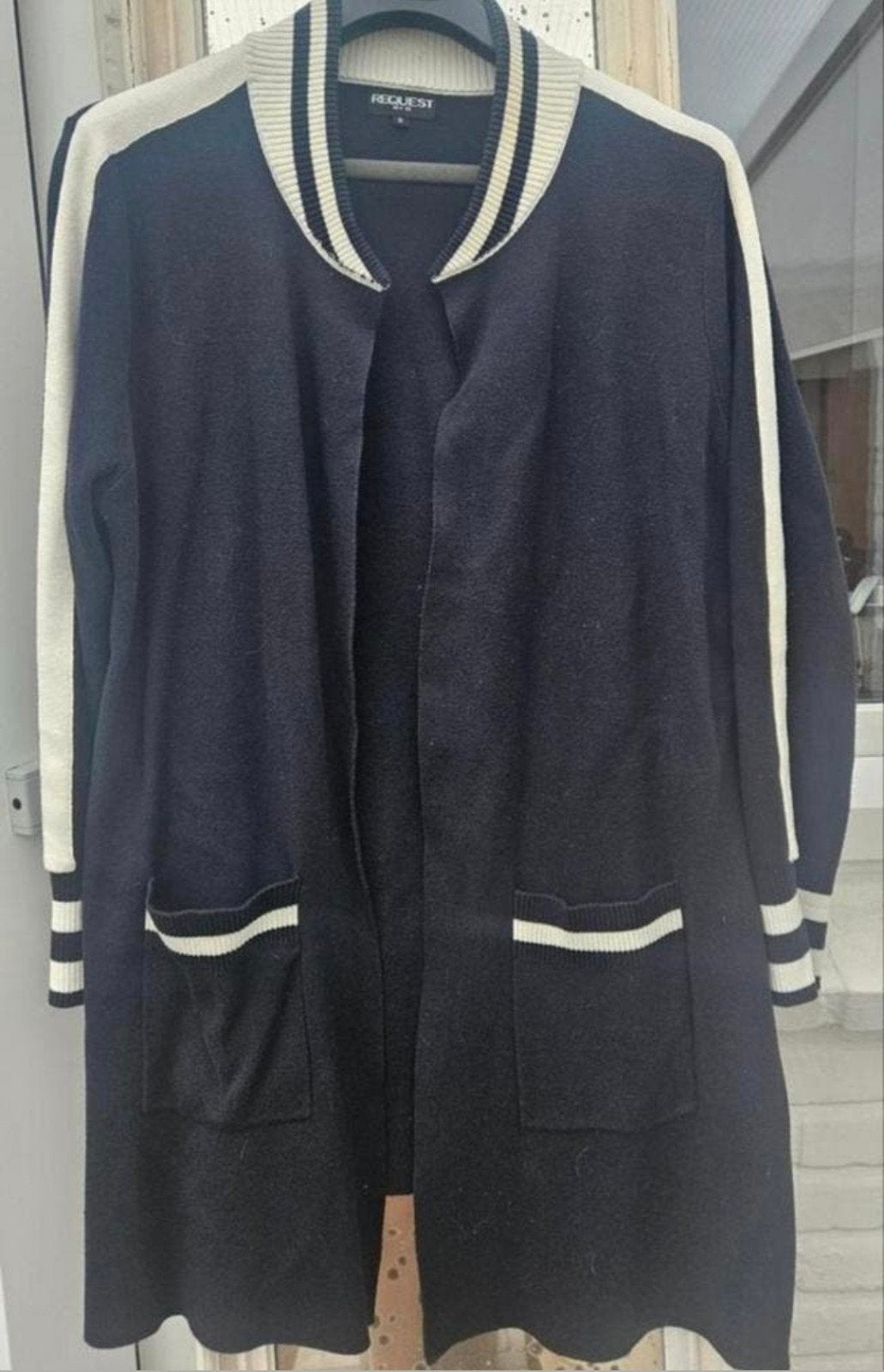 Request by Q vest., Request, Maat 46/48 (XL) of groter, Zo goed als nieuw, Verzenden