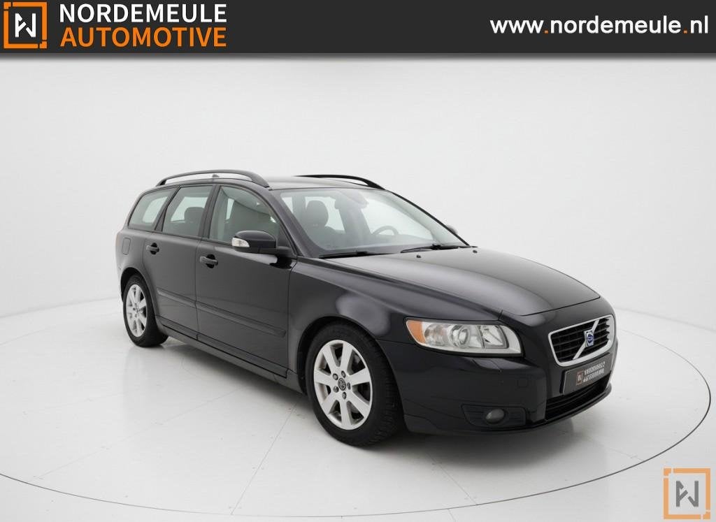Volvo V50 2.4 D5 EDITION I, Cruise, Trekhaak, AUT, Auto's, Gebruikt, 1436 kg, Zwart, Diesel