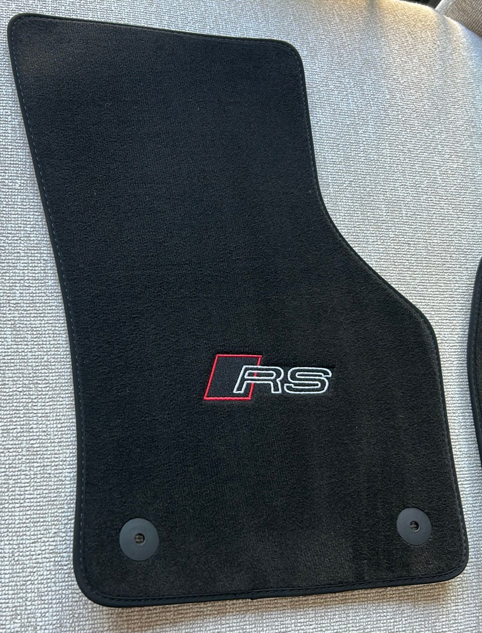 Nieuwe Audi RS3 8V mattenset, Ophalen of Verzenden, Nieuw