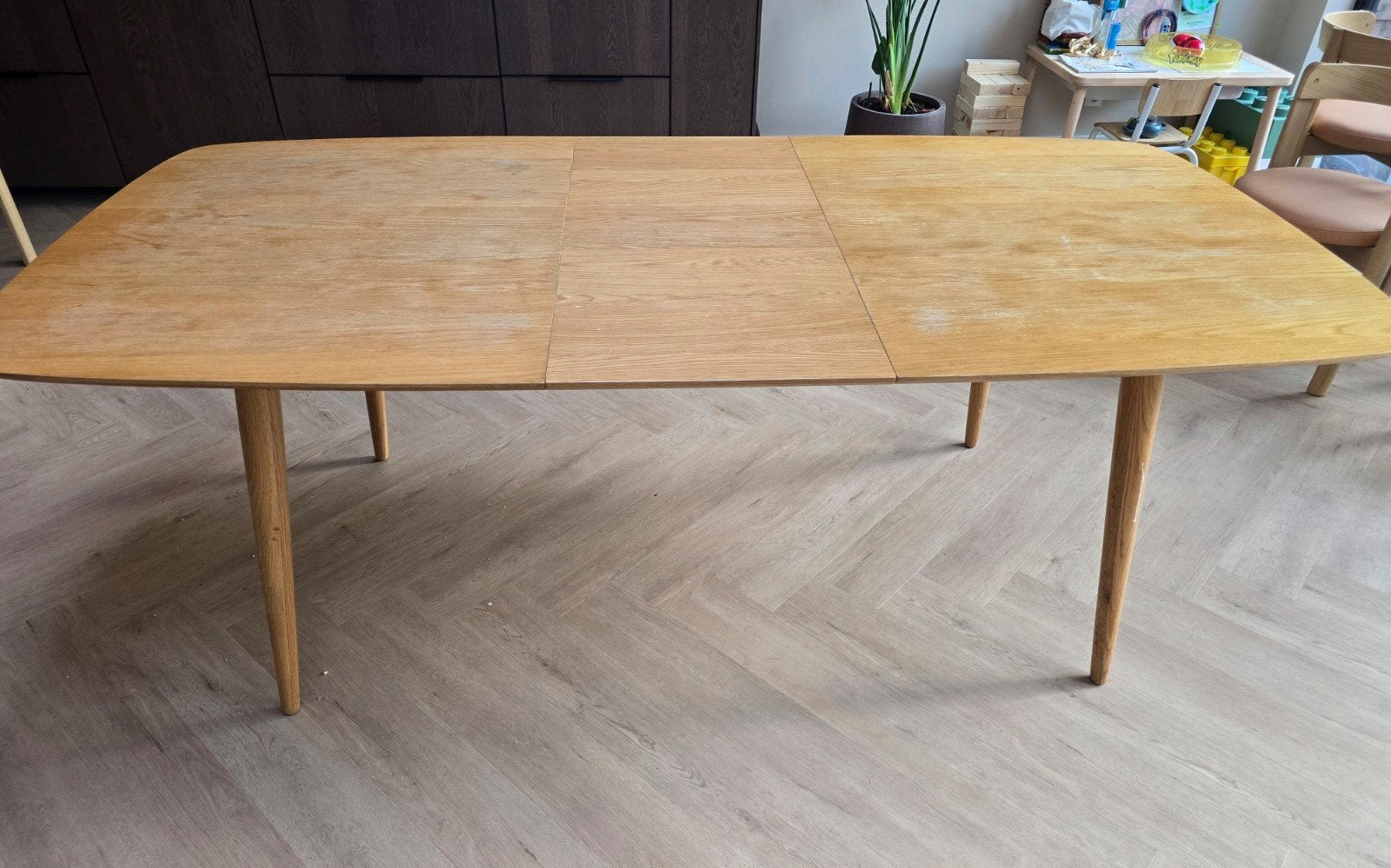 Ovale uitschuifbare eettafel van eikenhout. MOET WEG!, Gebruikt, Eikenhout, Modern Scandinavisch, 150 tot 200 cm