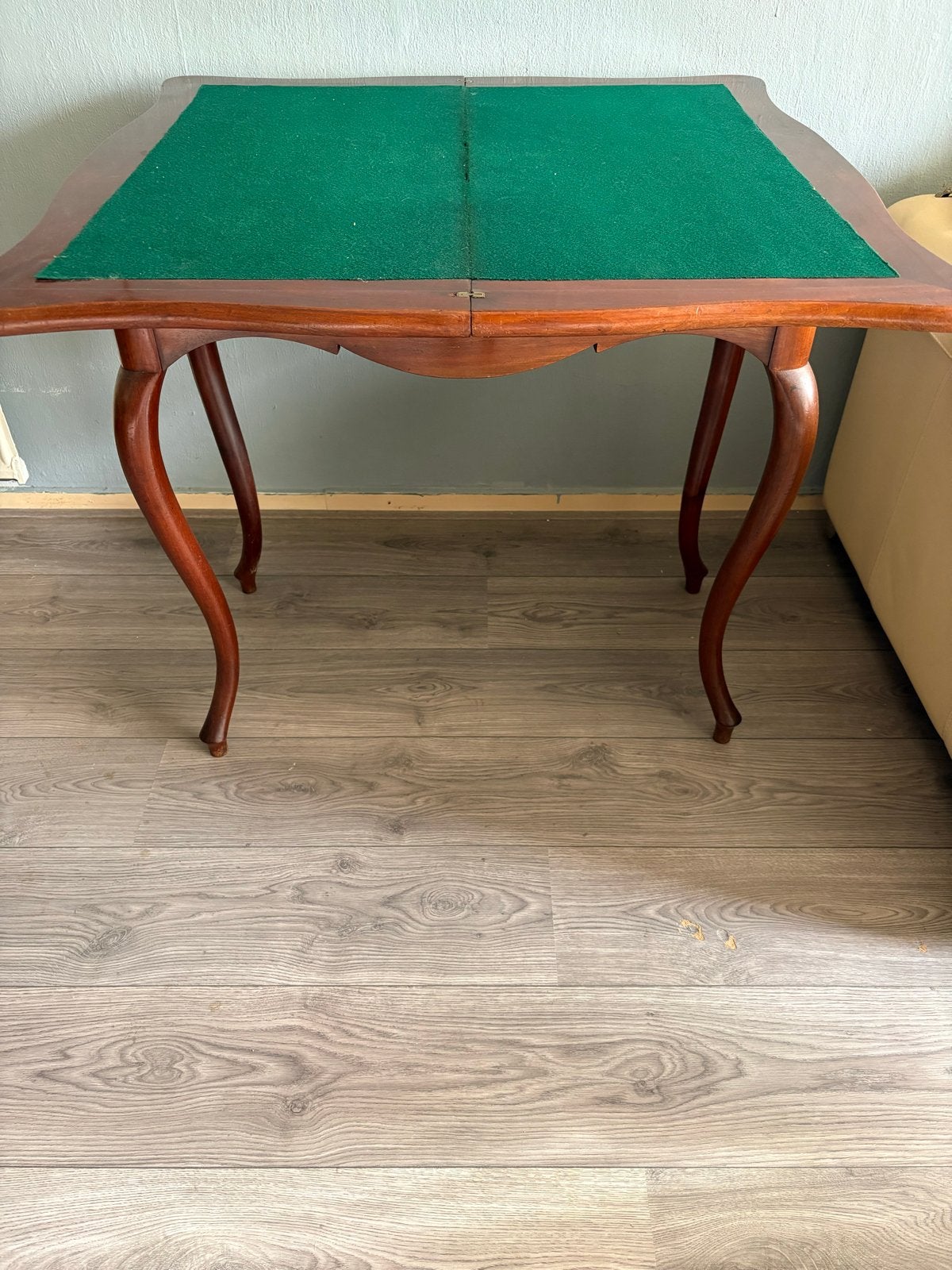 Antieke Speeltafel / Sidetable met Groen Vilt, Ophalen