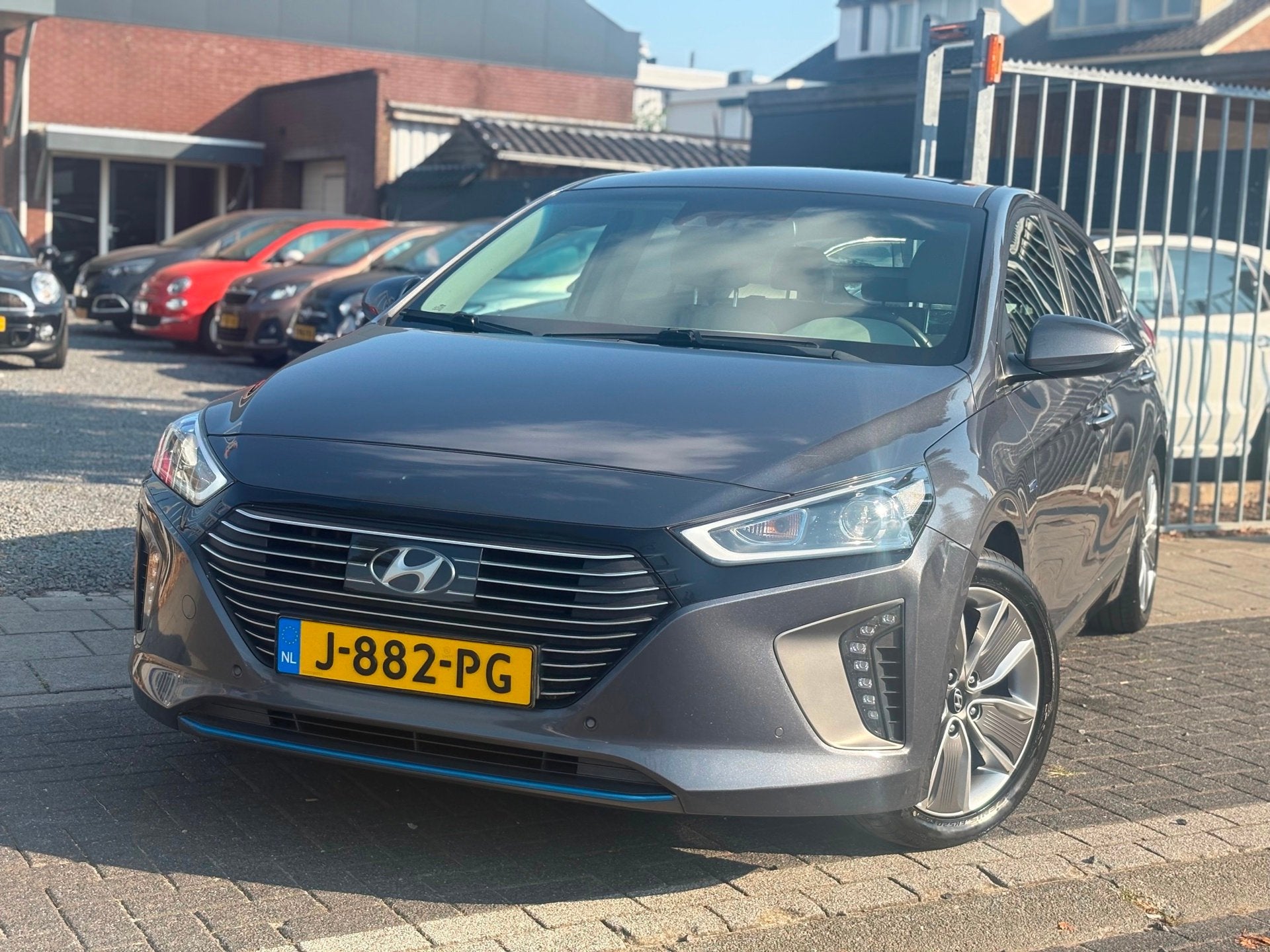 Hyundai IONIQ 1.6 GDi Trend Hybrid | BOMVOL OPTIES | Leder |, 1345 kg, Gebruikt, Leder, Bedrijf