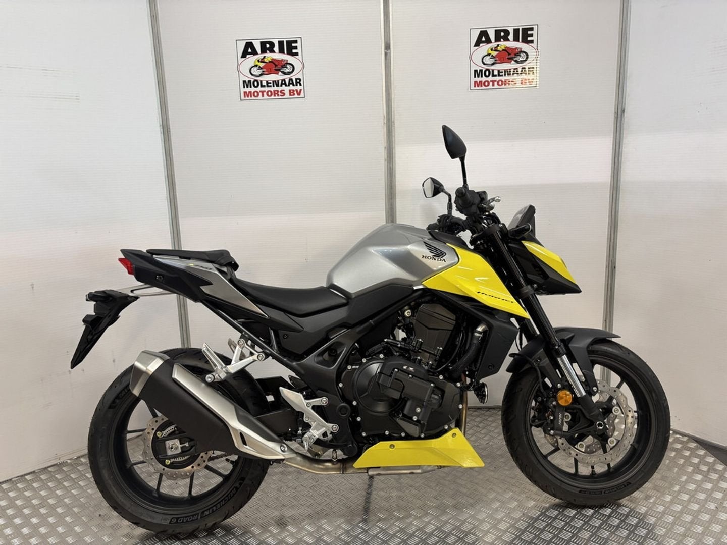 Honda CB750 Hornet E-Clutch (bj 2026), 2 cilinders, HONDA, Bedrijf, Onbekend
