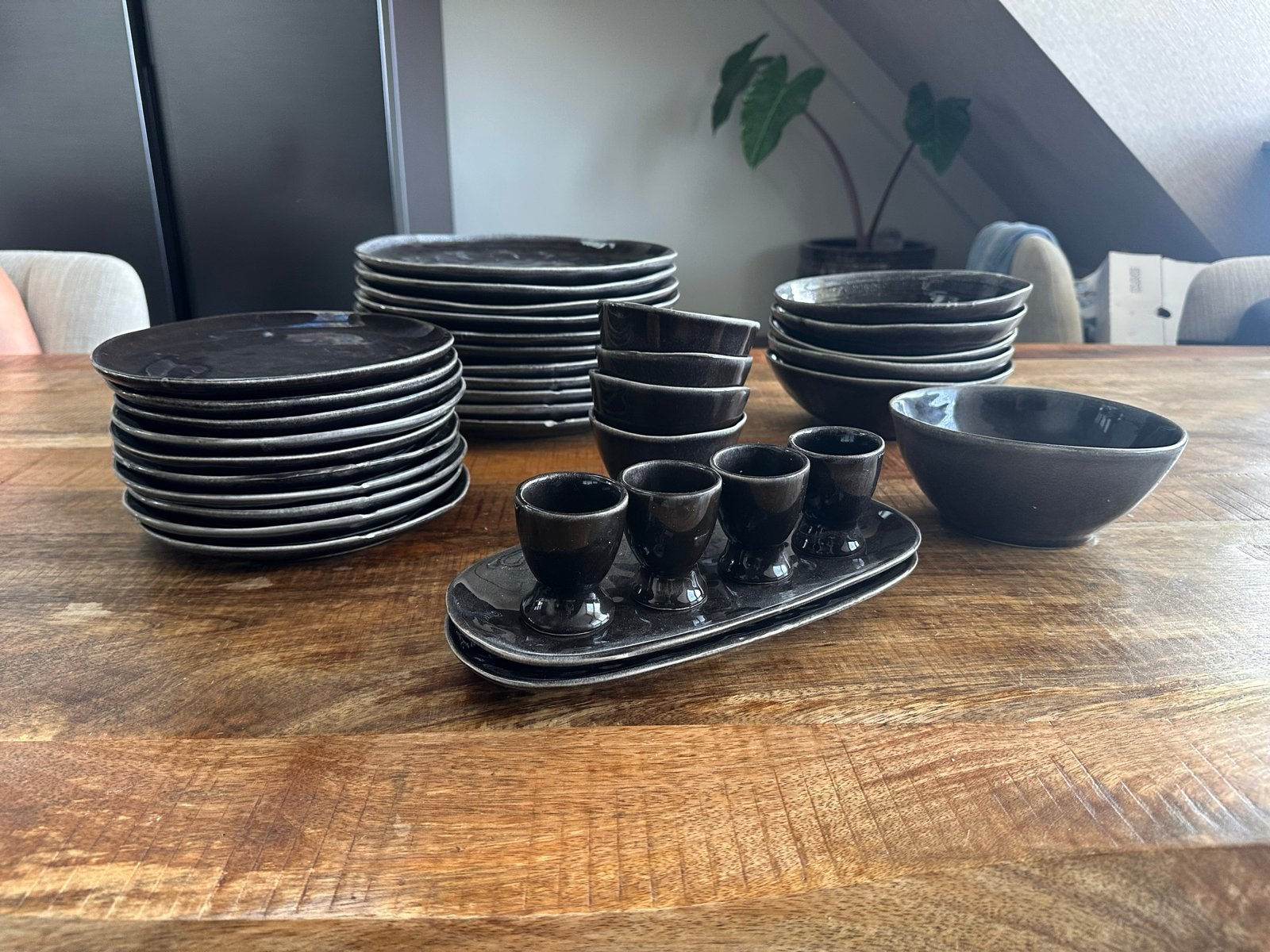 Xenox Toscane Servies Zwart - Uitgebreide Set, Ophalen, Gebruikt, Overige merken, Keramiek