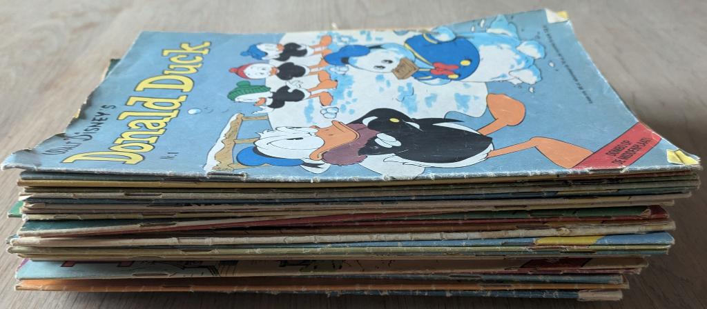 Donald duck jaargang 1975- 45 stuks, Boeken, Gelezen, Ophalen of Verzenden, Disney Donald Duck, Meerdere stripboeken