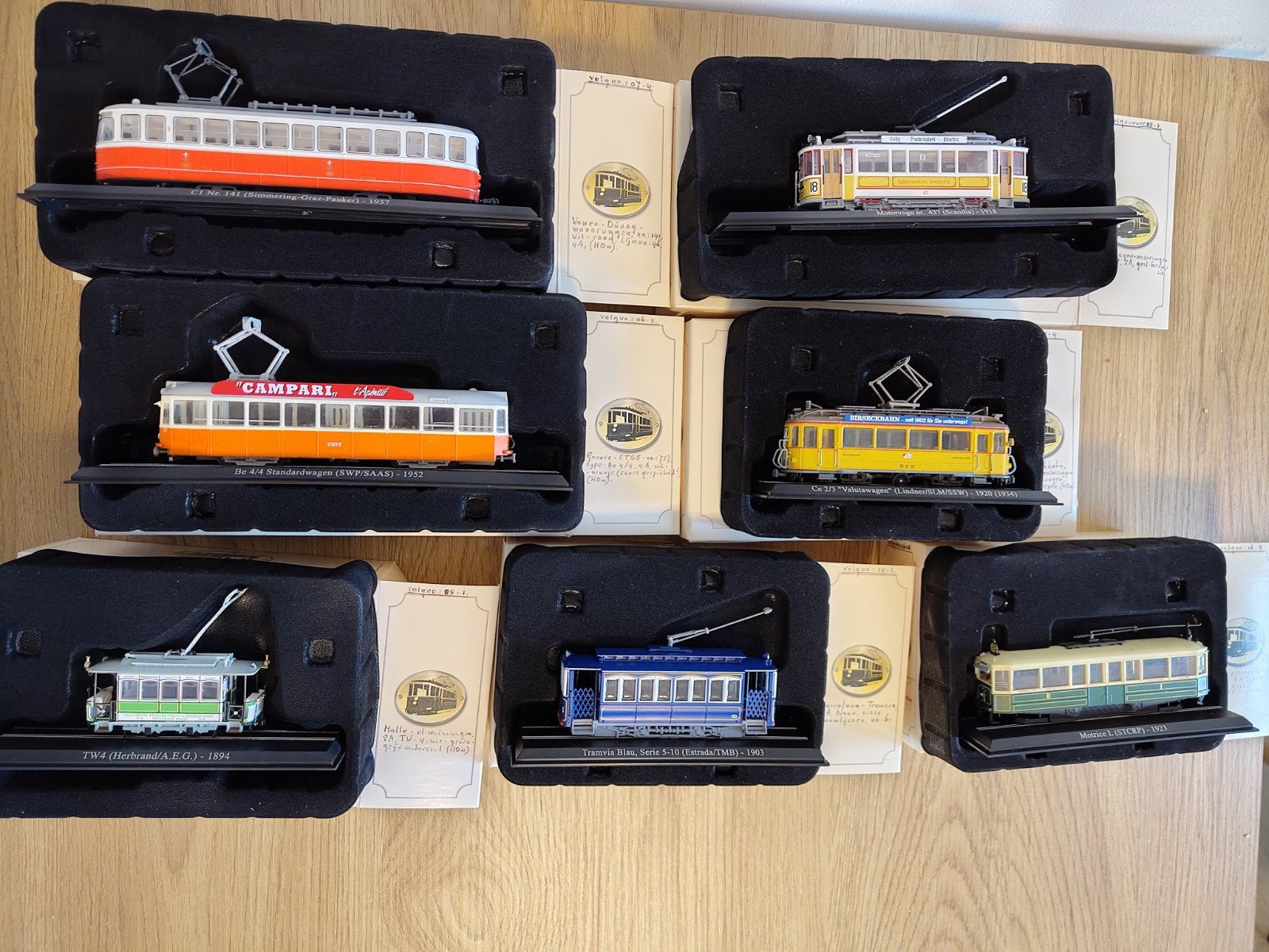 Atlas H0 div trams (oa. Halle, Genève, Kopenhagen, Wenen), Hobby en Vrije tijd, Modeltreinen | H0, Ophalen of Verzenden, Gelijkstroom of Wisselstroom