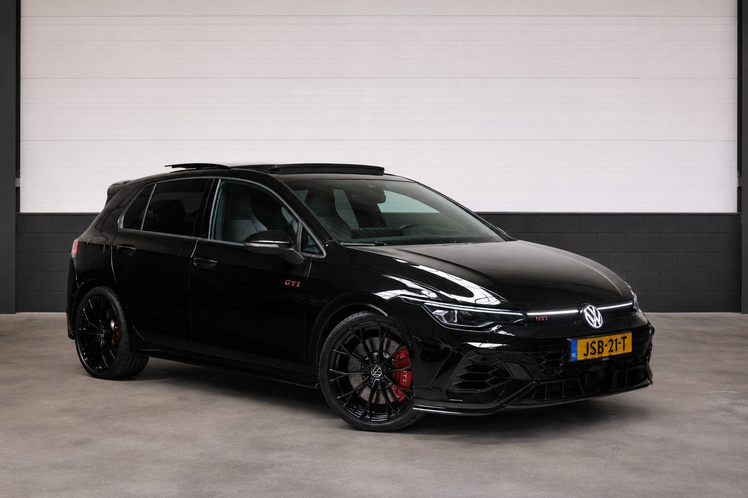 Volkswagen GOLF 2.0 TSI GTI Clubsport Akra Pano H/K Leder, Gebruikt, Euro 6, 4 cilinders, 1984 cc
