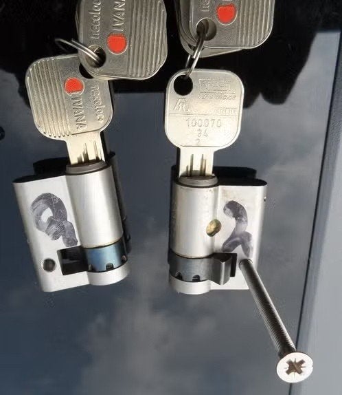 Te koop 8 stuks nieuwe en gebruikte cilinders., Ophalen of Verzenden, Zo goed als nieuw, Overige materialen, Slot