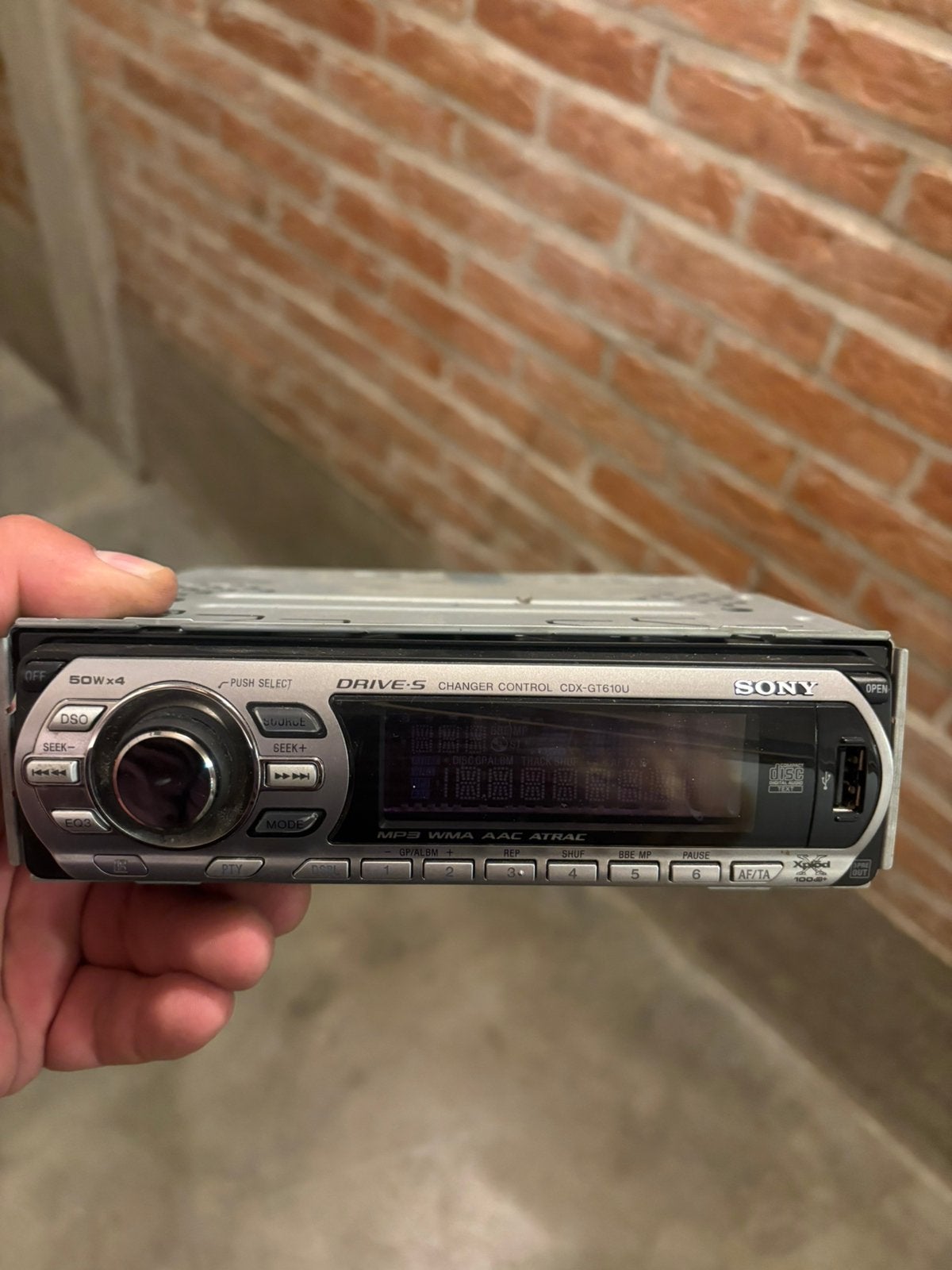 Sony CDX-GT610U Autoradio – USB / CD / MP3 / AUX, Auto diversen, Autoradio's, Ophalen of Verzenden, Zo goed als nieuw