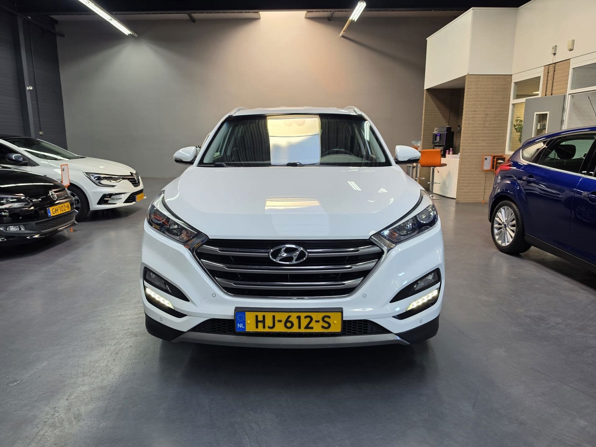 Hyundai Tucson 1.6 GDi Comfort CAMERA STOELVERWARMIN LED NAP, Auto's, Voorwielaandrijving, Dealer onderhouden, Gebruikt, 4 cilinders