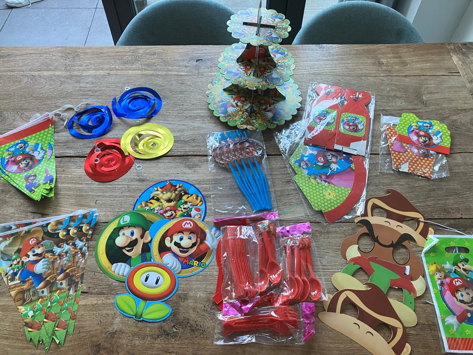 Super Mario Feest - versiering verjaardag kinderfeestje, Hobby en Vrije tijd, Feestartikelen, Ophalen of Verzenden, Zo goed als nieuw