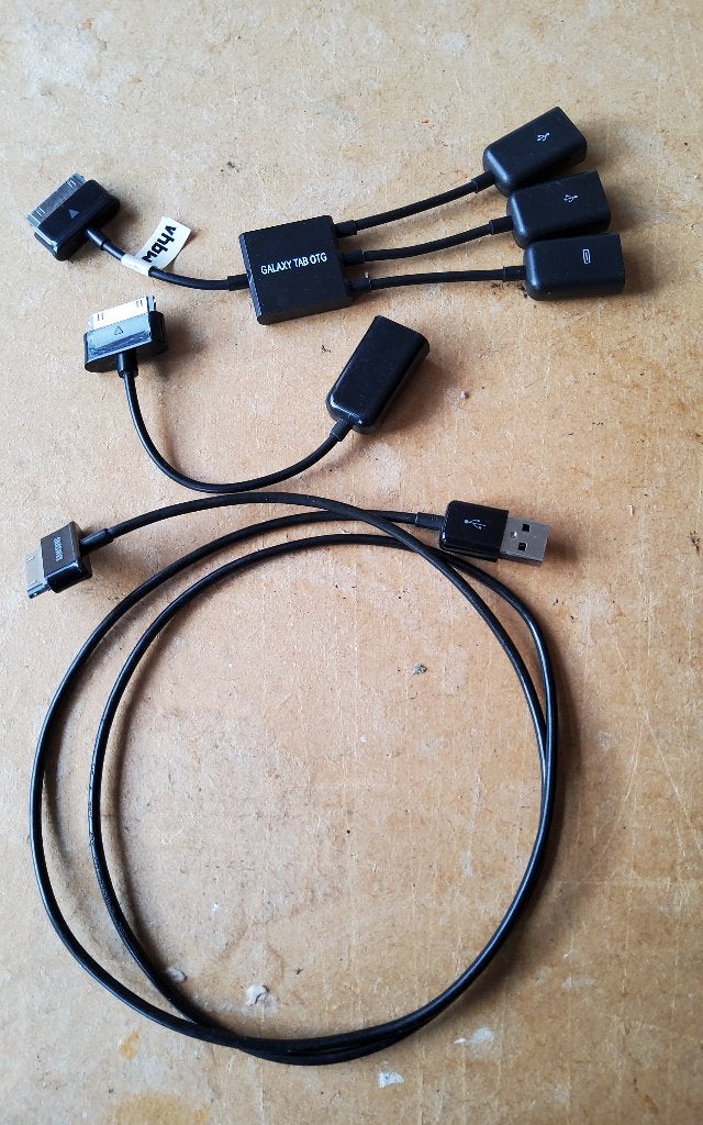Drie Samsung 30-pins naar USB-A kabels, Verzenden, Gebruikt