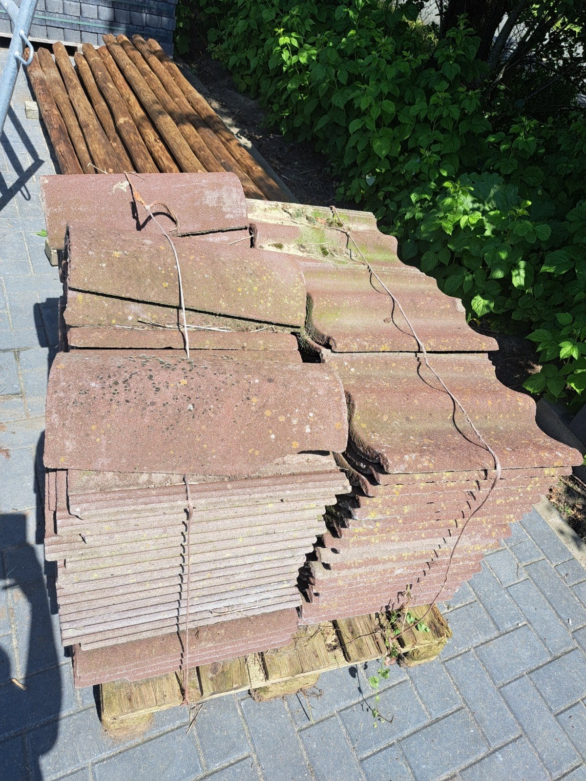 Pallet rode dakpannen (sneldekkers) met nokvorsten, Doe-het-zelf en Verbouw, Dakpannen en Dakbedekking, Ophalen