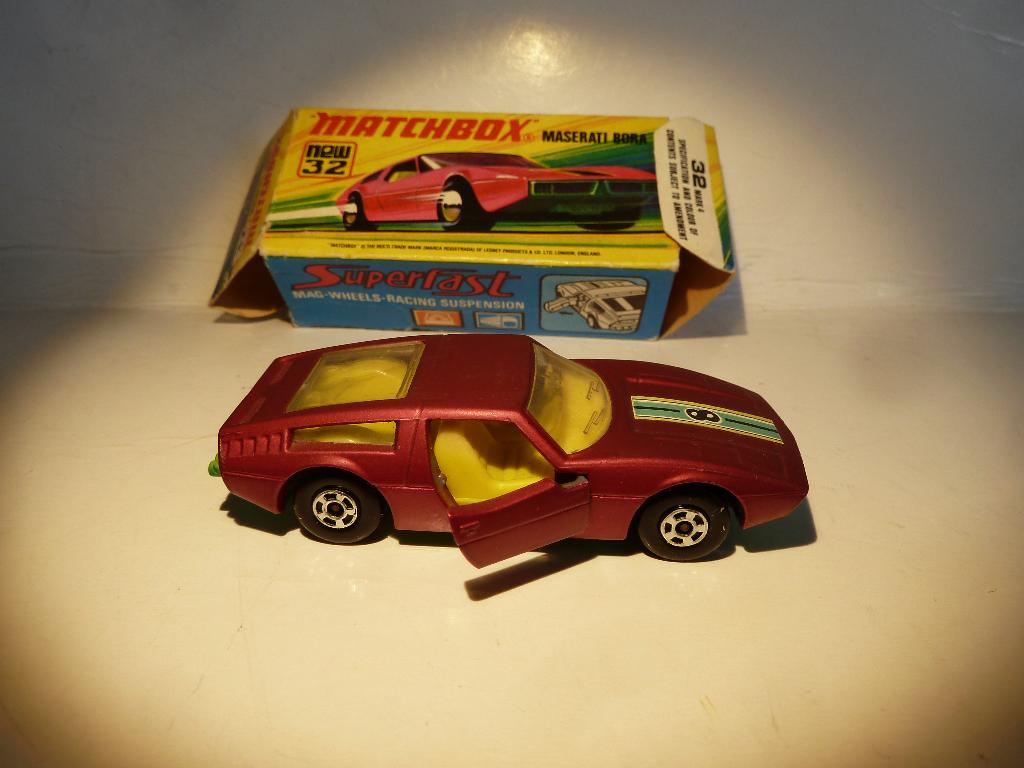 MATCHBOX SUPERFAST 32  MASERATIE BORA & MINT/BOXED, Ophalen of Verzenden, Nieuw, Auto