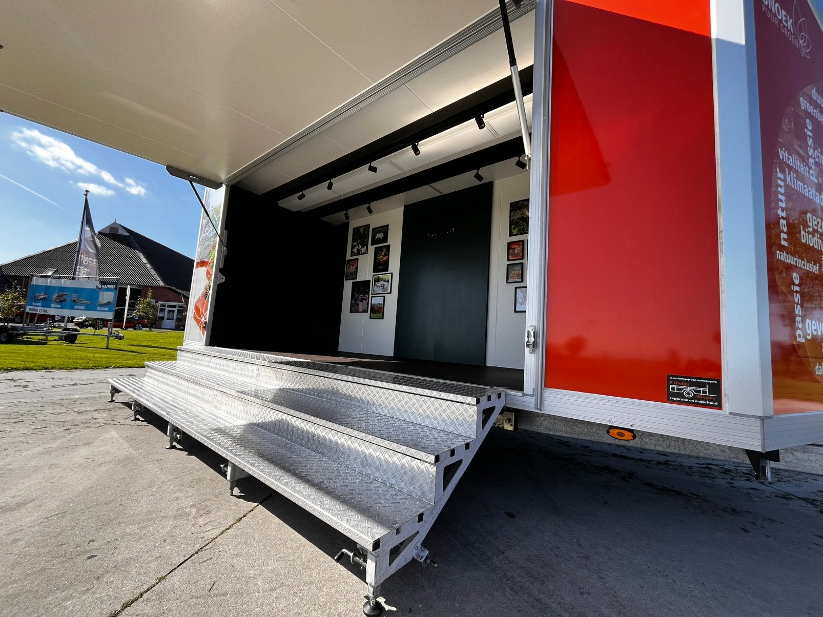 Presentatie aanhanger verkoopwagen podium aanhangwagen 2021, Auto diversen, Ophalen, Zo goed als nieuw