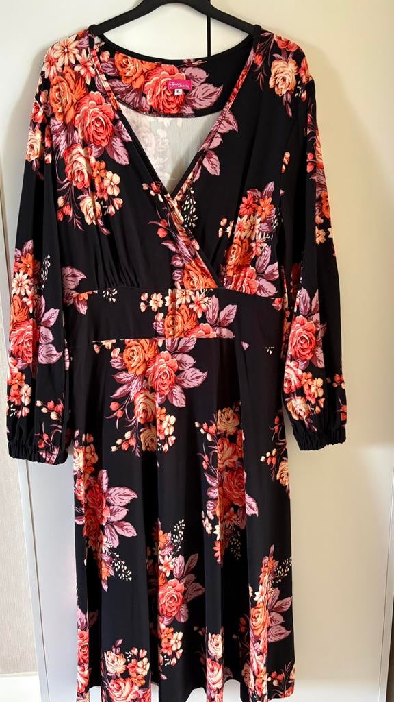Nieuwe midi jurk van Tante Betsy mt XL, Verzenden, Zwart, Maat 46/48 (XL) of groter, Zo goed als nieuw