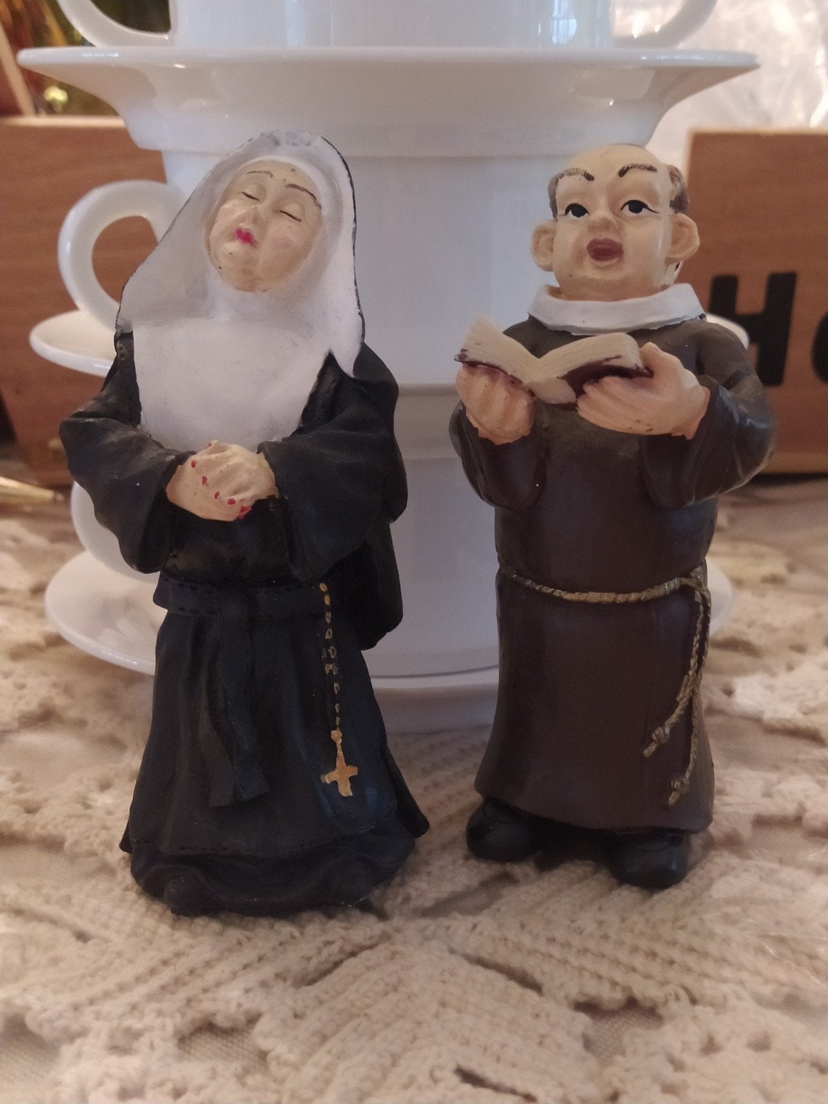 Religie non en pater berldje, Ophalen of Verzenden